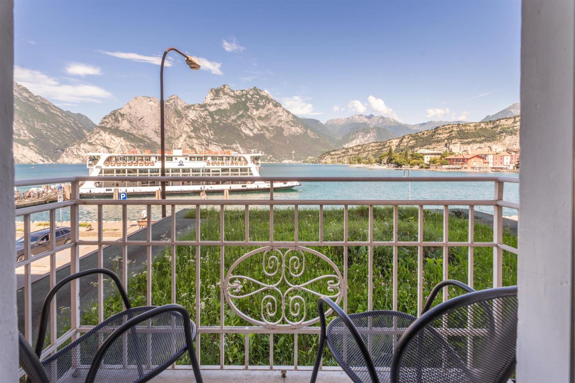 Lake Hotel Ifigenia Torbole Sul Garda Eksteriør bilde