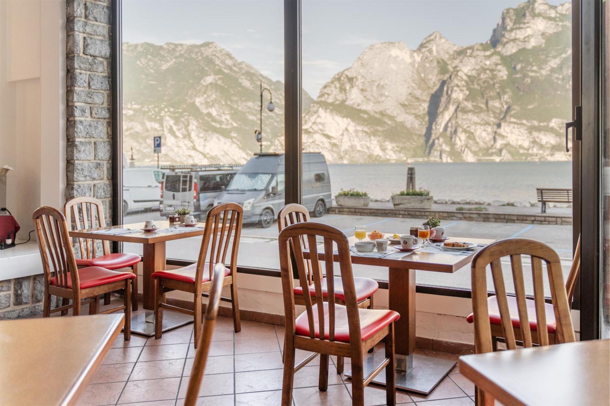 Lake Hotel Ifigenia Torbole Sul Garda Eksteriør bilde